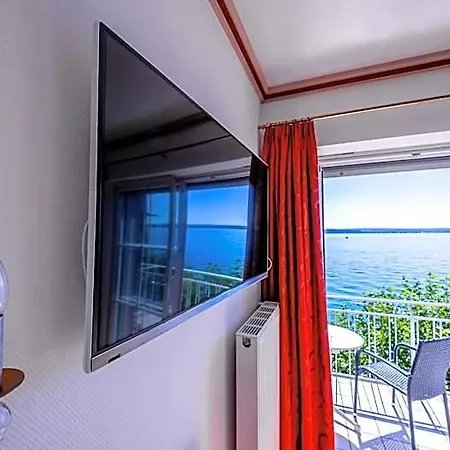 酒店 Seehotel Zur Muenz 3*