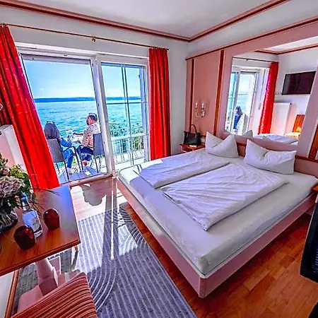 Seehotel Zur Muenz Отель Меерсбург