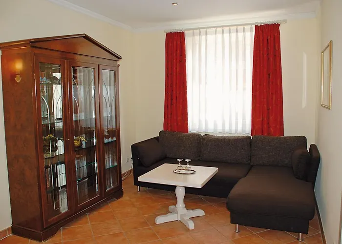 酒店 Seehotel Zur Muenz 3*